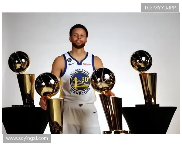 詹杜失冠库里伤缺成憾难再合体