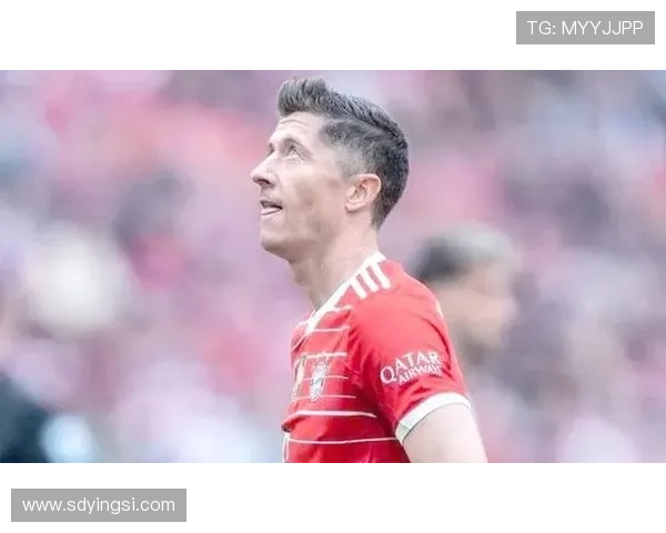 莱万:从拜仁到巴萨 体验家的温暖